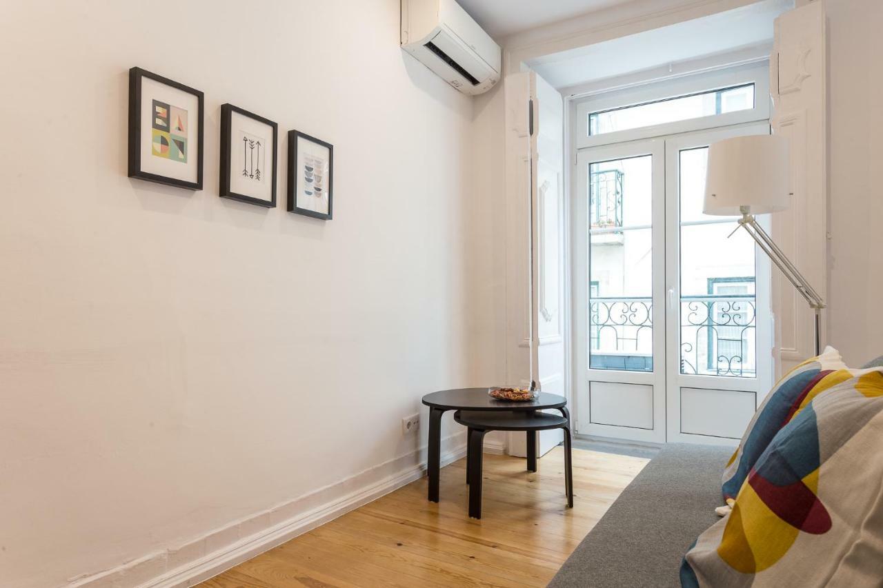 Three Bedroom Apartment In Historical Centre -Bairro Alto Lissabon Buitenkant foto